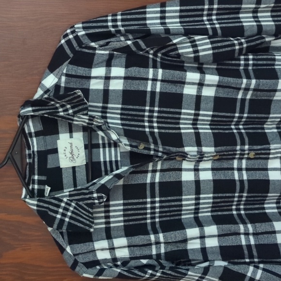 Zach's Girlfriend New York Black & White Plaid Button Down Shirt Size Medium - Picture 2 of 7
